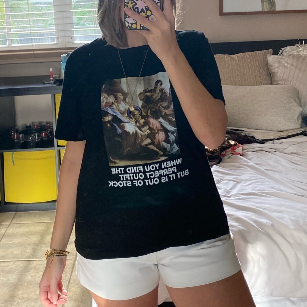 Black graphic t shirt